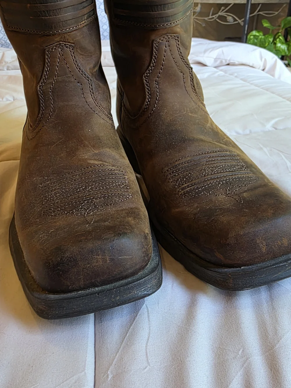 Ariat Brown Leather Pull-On Patriot Boots